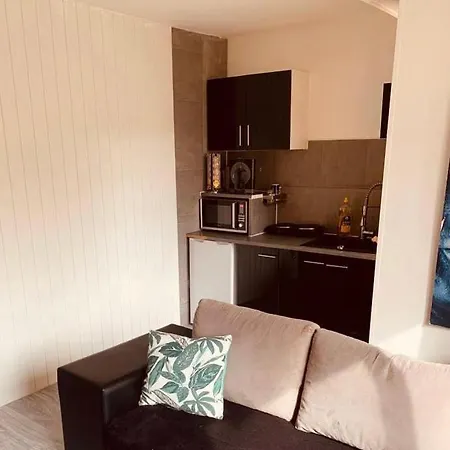 Fully-equipped 2-bedroom *