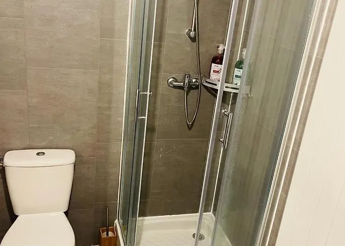Fully-equipped 2-bedroom نيس